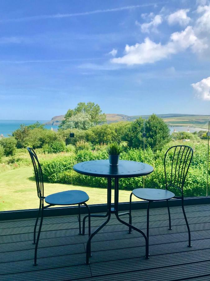 Ecton House Bed and Breakfast Newport  Buitenkant foto
